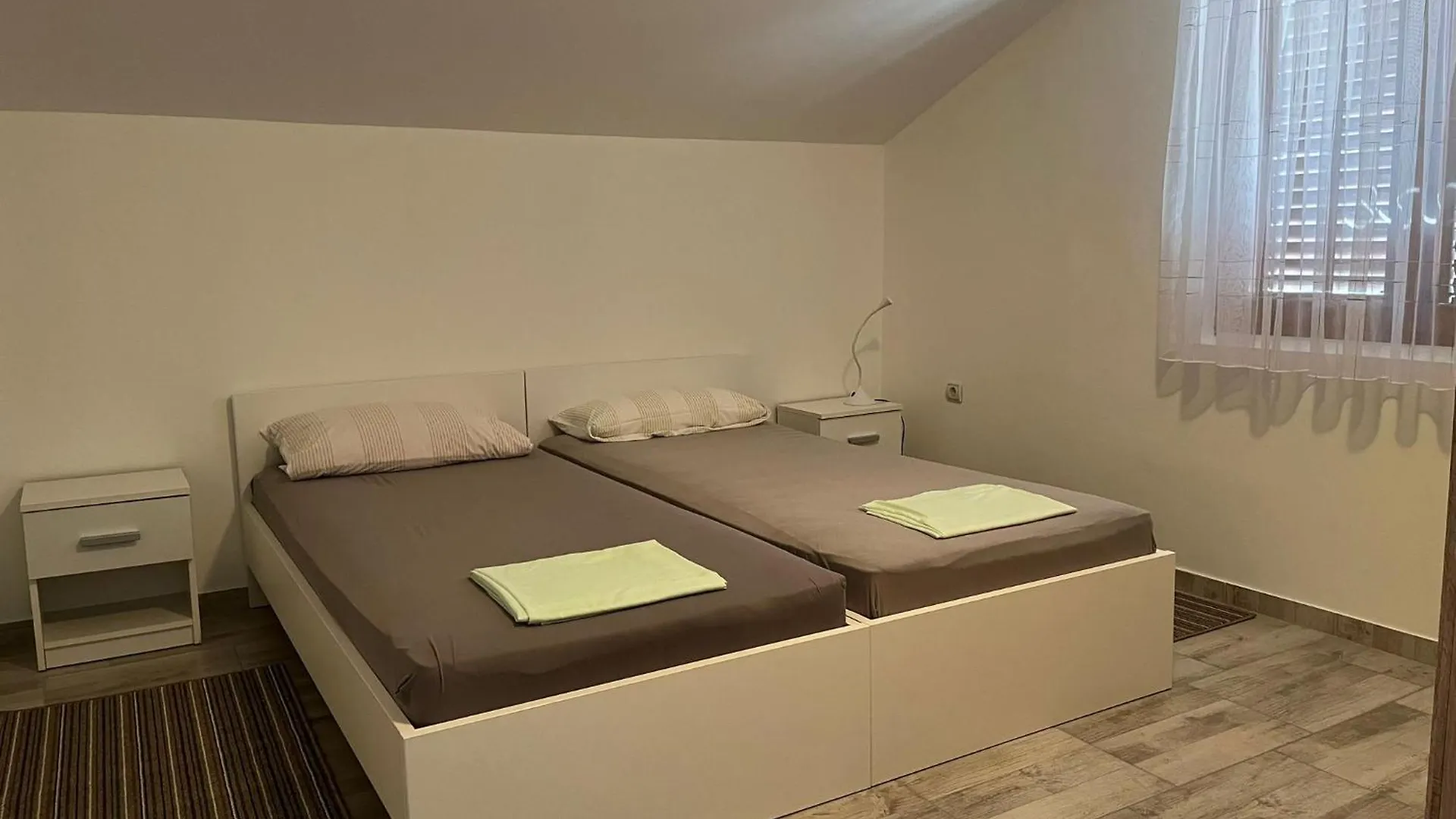 Apartament Apartmani Ana Sukošan